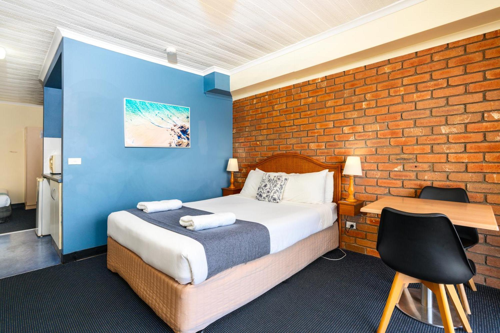 מרימבולה Sapphire Waters Motor Inn מראה חיצוני תמונה